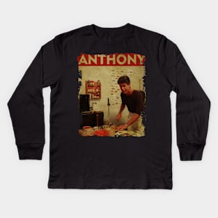 TEXTURE ART- Anthony Bourdain - RETRO Kids Long Sleeve T-Shirt